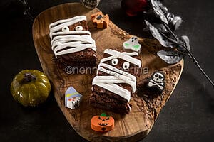 Brownies di Halloween, la dolce ricetta horror senza glutine Brownies di Halloween, la dolce ricetta horror senza glutine