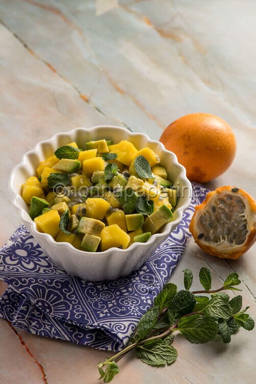 Insalata esotica con granadilla
