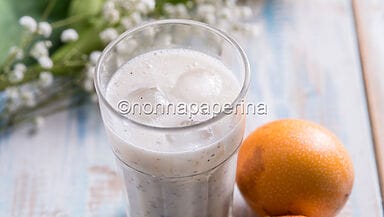 Smoothie di granadilla e banana
