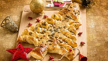 Albero di Natale di pasta sfoglia