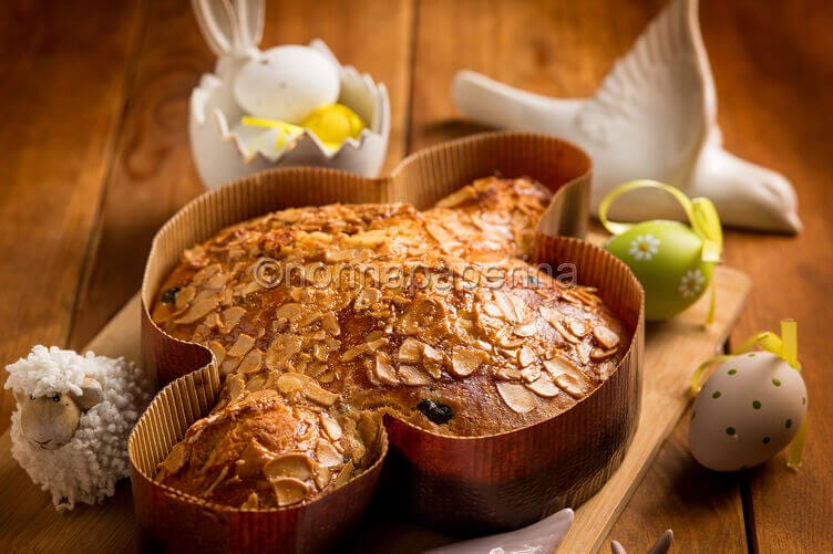 Colomba salata con tonno e olive