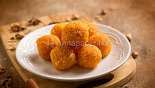 Ladoo, i dolci di ceci della cucina indiana Ladoo, i dolci di ceci della cucina indiana