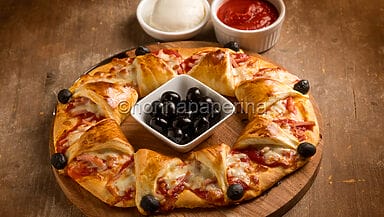 Pizza ciambella con prosciutto