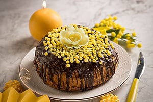 Torta mimosa al cioccolato, uno splendido dolce per le Donne Torta mimosa al cioccolato, uno splendido dolce per le Donne