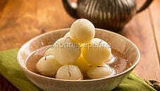Rasgulla, dall’India un dolce delicato Rasgulla, dall’India un dolce delicato