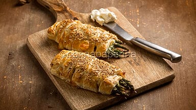 Sfoglia con asparagi e prosciutto