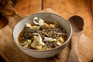 Zuppa di lumache alla coreana, un ottimo mix di sapori Zuppa di lumache alla coreana, un ottimo mix di sapori