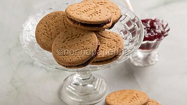 Biscotti al cioccolato ripieni