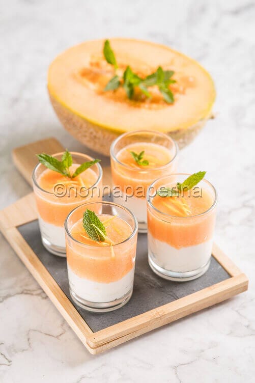 Gazpacho di melone con ricotta al limone Gazpacho di melone con ricotta al limone