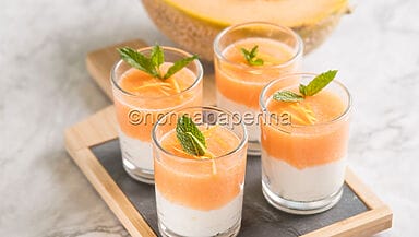 Gazpacho di melone con ricotta al limone