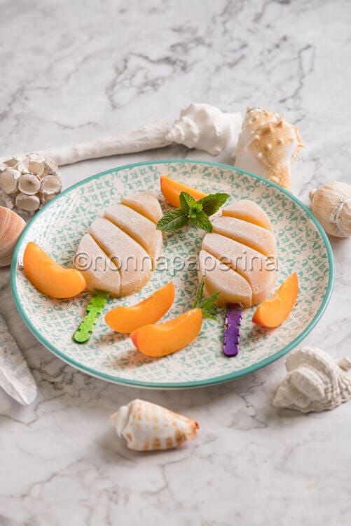 Ghiaccioli alla albicocca Ghiaccioli alla albicocca