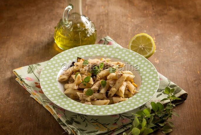 Cold summer pasta, a light but flavour-rich version