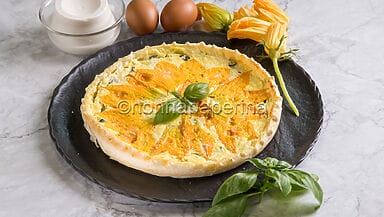 Torta salata ai fiori di zucca