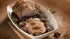 Arrosto di maiale con castagne, una ricetta per l’autunno Arrosto di maiale con castagne, una ricetta per l’autunno