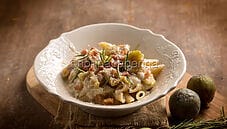 Pasta con i fichi e Pecorino: una ricetta tra dolce e salato Pasta con i fichi e Pecorino: una ricetta tra dolce e salato