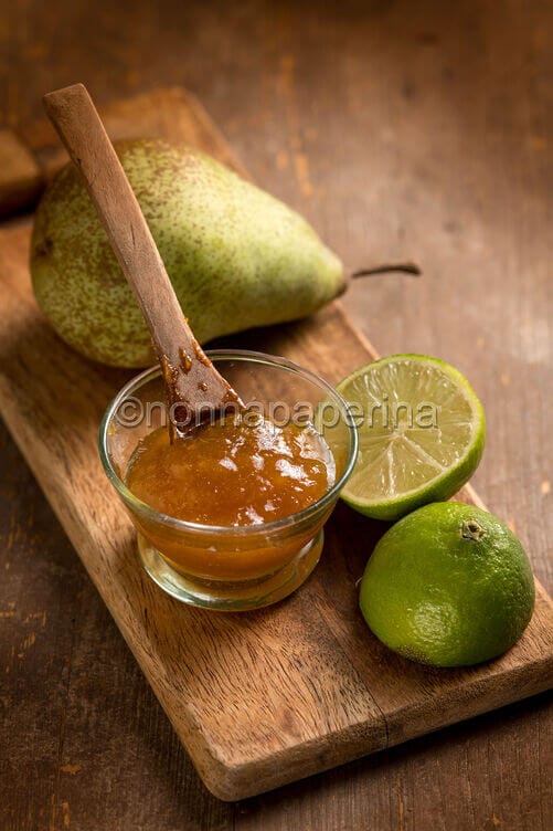 Confettura di pere, lime e zafferano Confettura di pere, lime e zafferano