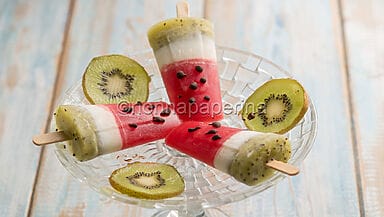 Ghiaccioli alla frutta tricolore