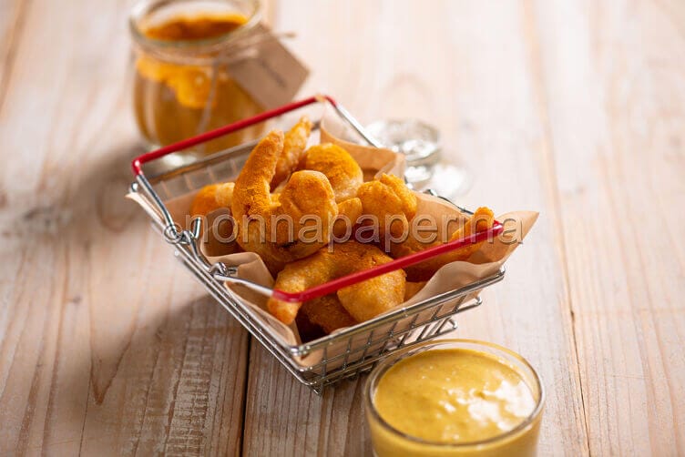 Mazzancolle fritte in tempura con curcuma