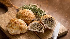 Petti di pollo ripieni ai funghi, un secondo ricco di gusto