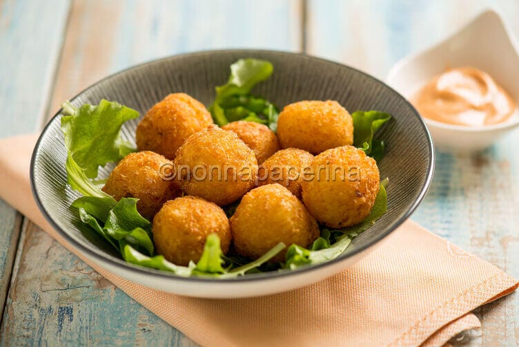 Polpettine di salmone e formaggio