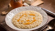 Risotto con cachi e gorgonzola