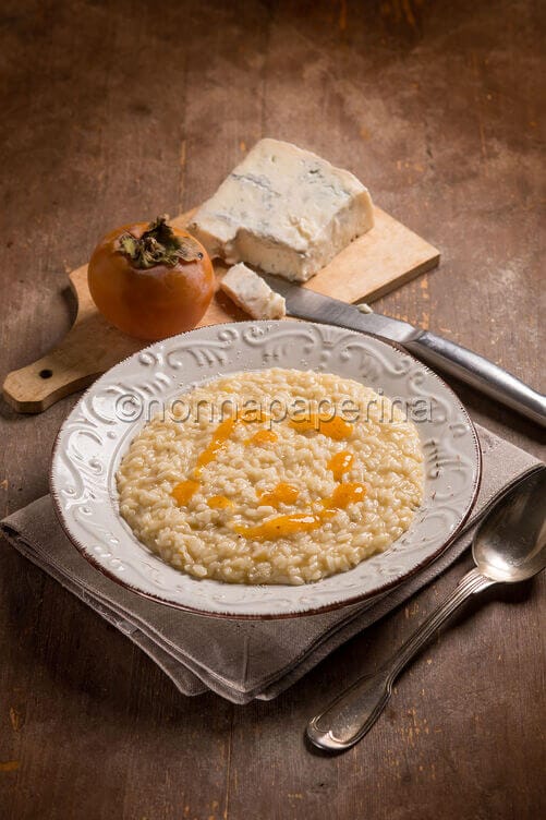 Risotto con cachi e gorgonzola