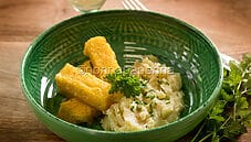 Baccalà mantecato con polenta arrostita, un piatto unico Baccalà mantecato con polenta arrostita, un piatto unico