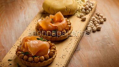 Brisée con ceci e salmone