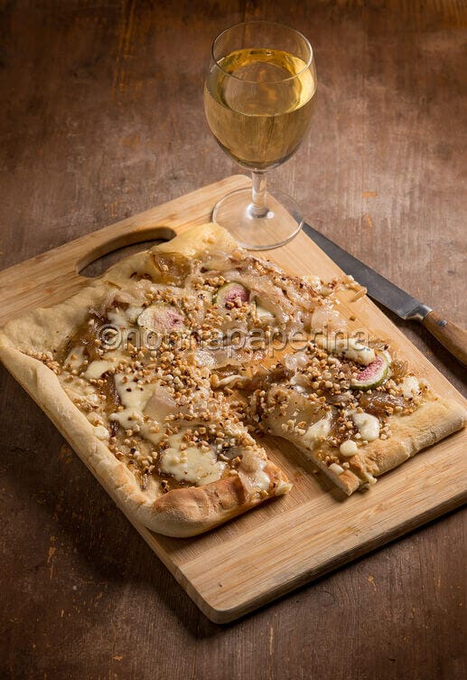 Focaccia gourmet con fontina Focaccia gourmet con fontina