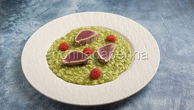 Risotto ai broccoli con tataki di tonno