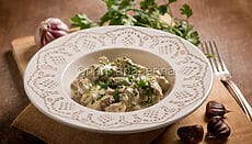 Gnocchi alla crema di funghi porcini