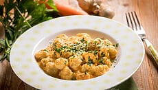 Gnocchi di zucca con carote e zenzero