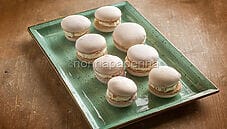 Macaron salati con formaggio di capra, una ricetta sfiziosa Macaron salati con formaggio di capra, una ricetta sfiziosa