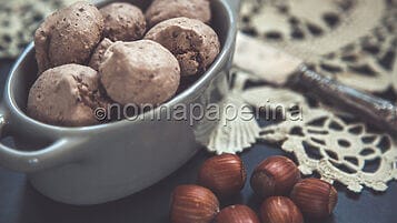 Meringhe alla nocciola