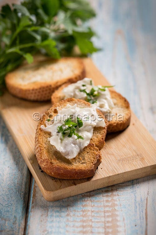 Patè per crostini alle canocchie Patè per crostini alle canocchie