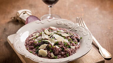 Risotto al vino rosso con lumache