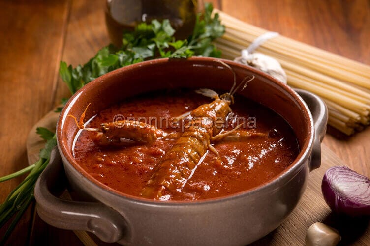 Sugo di canocchie