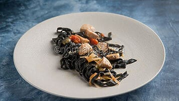 Tagliolini al nero di seppia