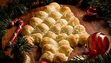 Albero di pasta sfoglia con mozzarelline