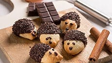 Biscotti a forma di riccio di pasta frolla