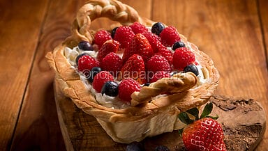 Cestino di pasta sfoglia con panna