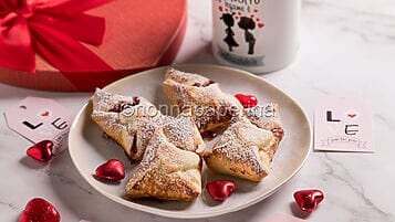 Letterine di sfoglia di San Valentino