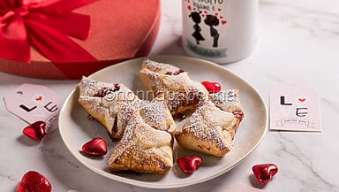 Letterine di sfoglia di San Valentino