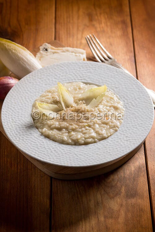 Risotto con indivia e gorgonzola Risotto con indivia e gorgonzola