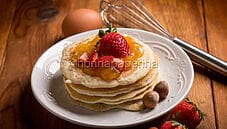 Pancakes alle nocciole, un dolce per una colazione sprint Pancakes alle nocciole, un dolce per una colazione sprint