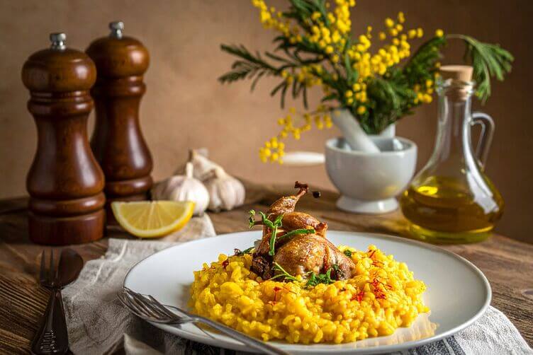 Risotto con quaglie e zafferano