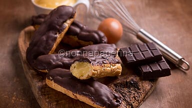 Eclairs alla crema e cioccolato