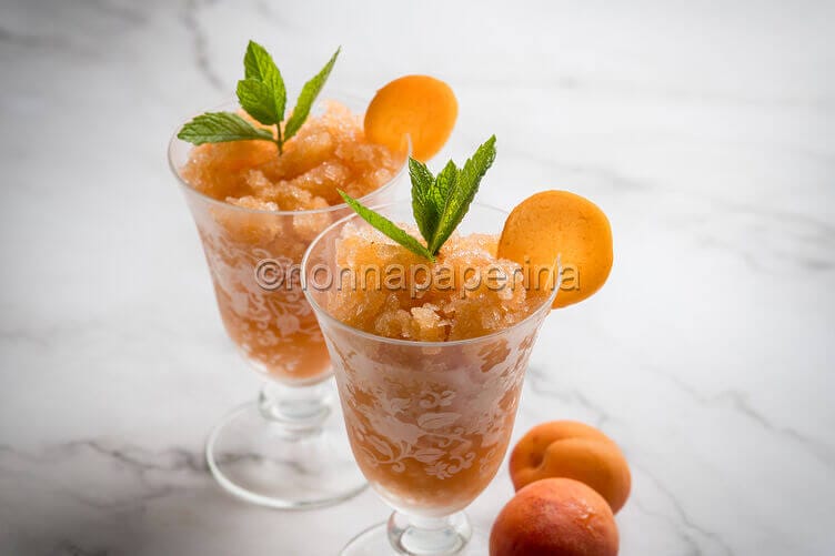 Granita di albicocche e limone