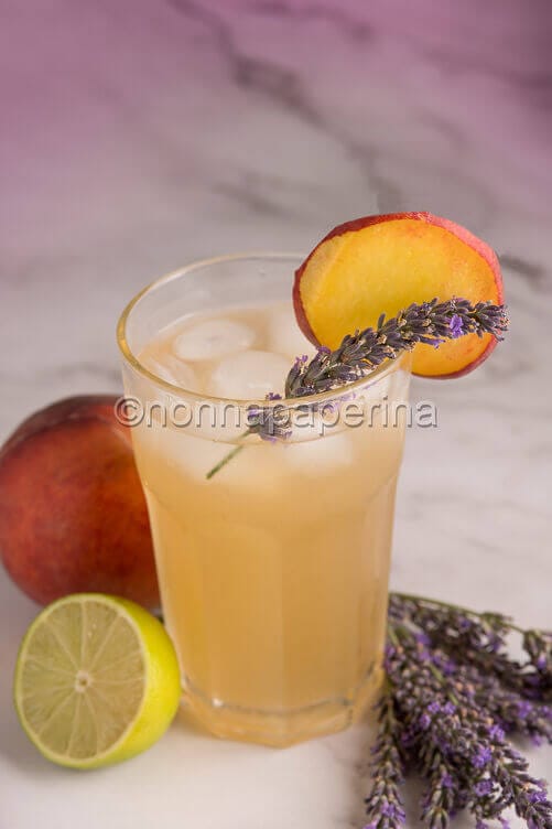 Mocktail alla lavanda