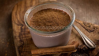 Panna cotta al vino rosso speziato